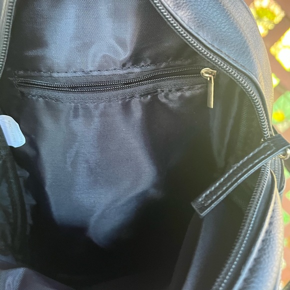 Unbranded small glitter accent unicorn backpack - Picture 5 of 5